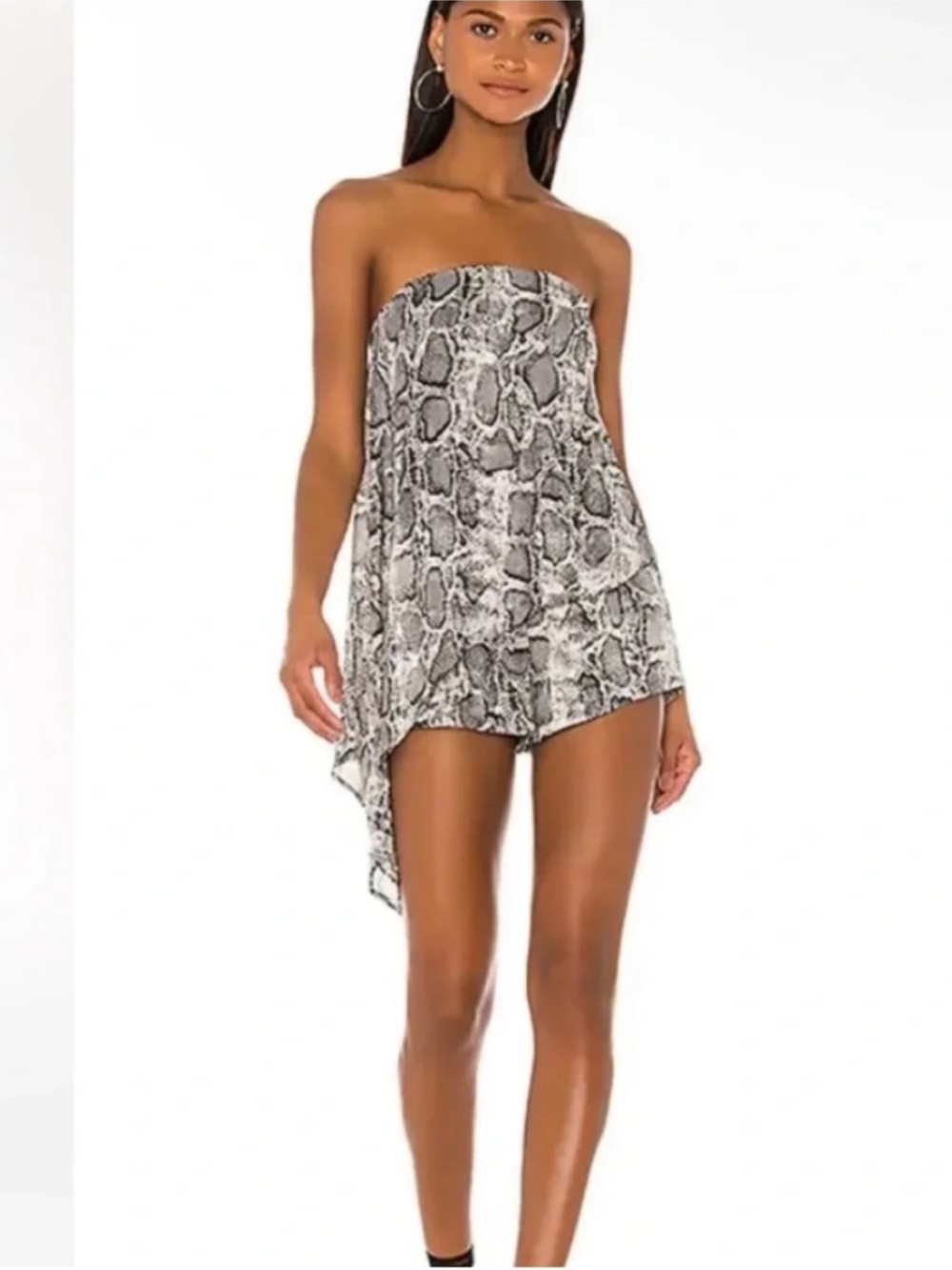Superdown NWT Snakeskin Strapless Asymmetrical Romper Gray Black M